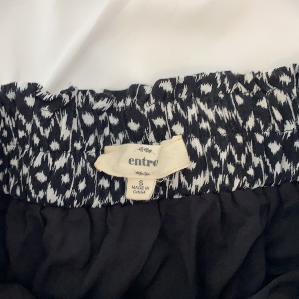 Entro Tiered Ruffle Skirt - Picture 3 of 3